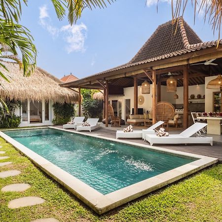 Villa Aksara By Optimum Bali Villas Seminyak  Luaran gambar
